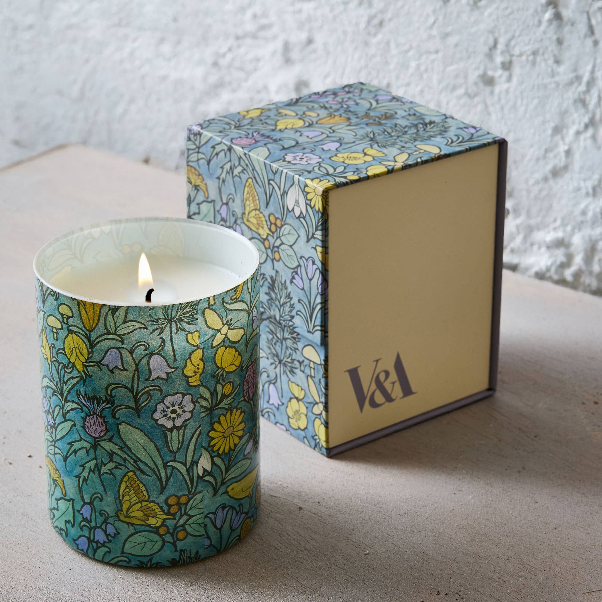 V&A Forest Floor Candle, Basil & Oakmoss